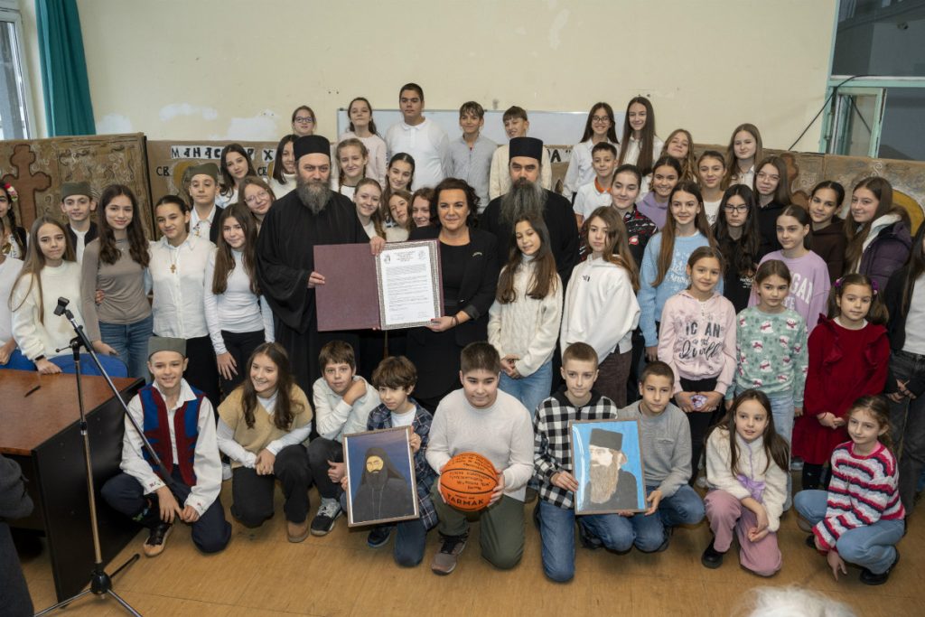 Потписан Меморандум о сарадњи Светог манастира Хиландара и ОШ „Никола Тесла” у Раковици